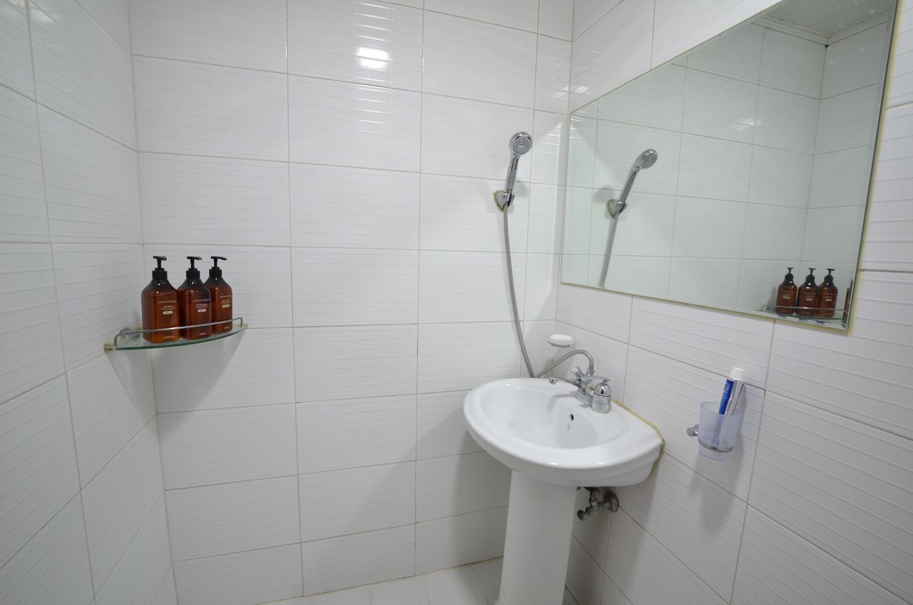 Wow Motel Busan Bagian luar foto