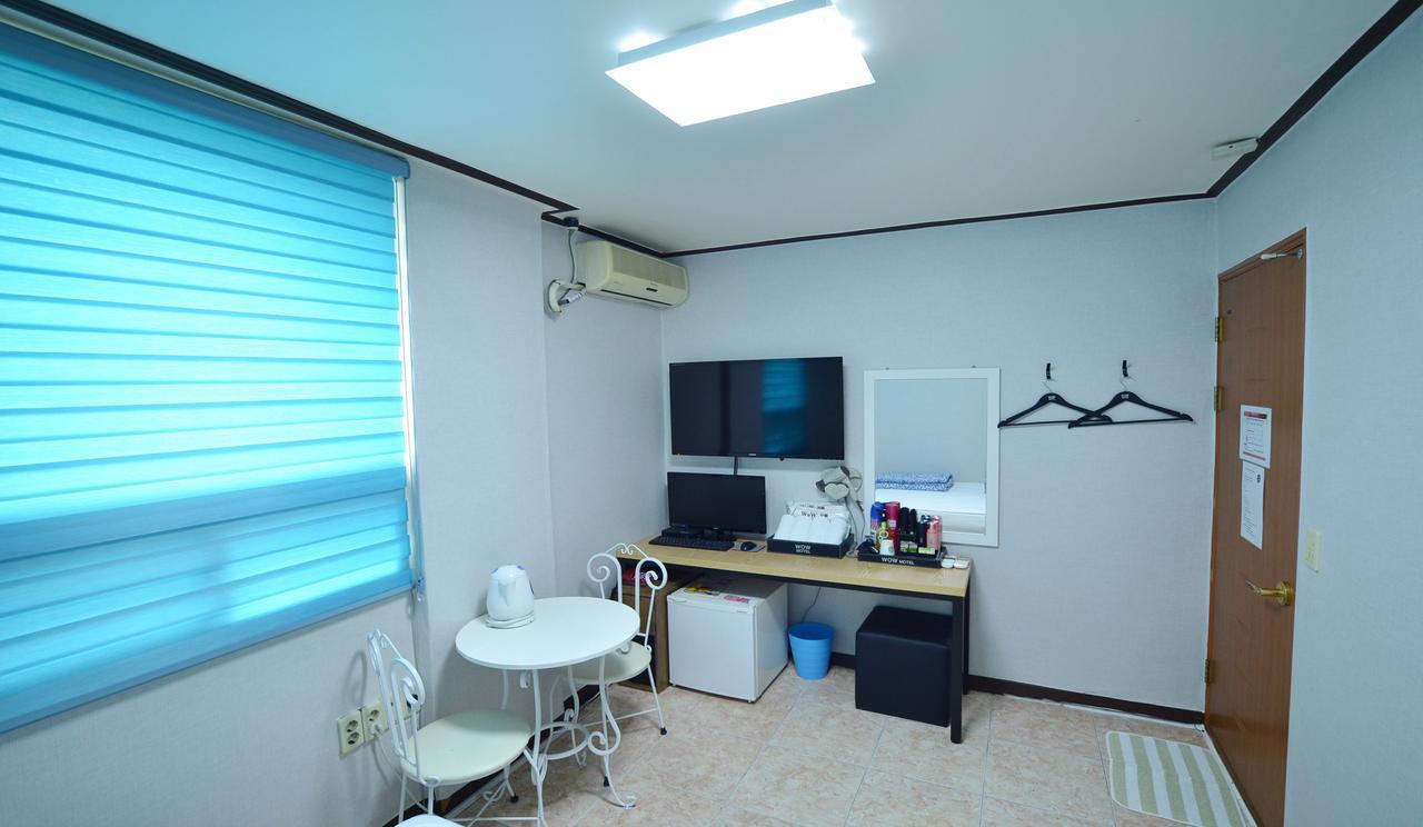 Wow Motel Busan Bagian luar foto